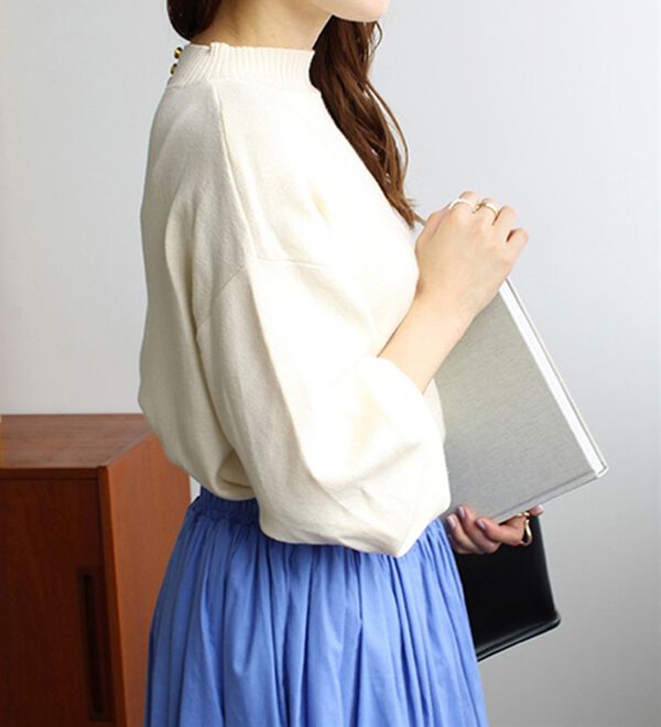 GeeRA（ジーラ）の「ボタン付モチモチニットトップス（ニット・セーター）」｜詳細画像