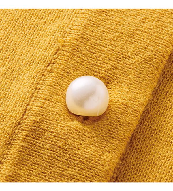 VINNO（ヴィノ）の「パール調釦付ニットアンサンブル（アンサンブル）」｜詳細画像