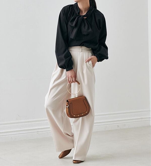 RANAN（ラナン）の「ボリュームボウタイブラウス（ブラウス）」｜詳細画像