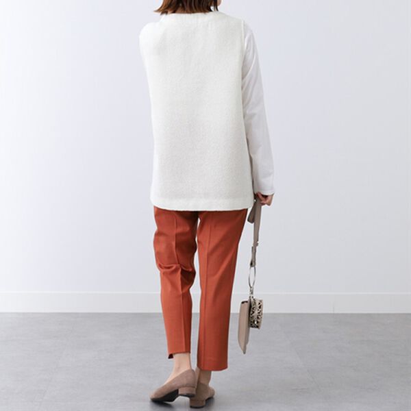 BELLUNA（ベルーナ）の「ブークレー素材ボタン使いベスト（ベスト）」｜詳細画像