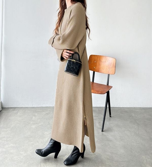 GeeRA（ジーラ）の「裾ファスナースリットニットワンピース（ニットワンピース）」｜詳細画像