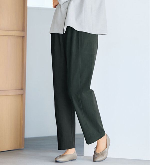 BELLUNA（ベルーナ）の「《ＨｕｇＲｅａｍコットン》セミカーブパンツ（フルレングスパンツ）」｜ブラック