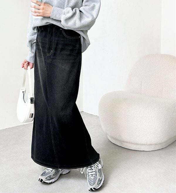 GeeRA（ジーラ）の「バックスリットデニムロングスカート（ロングスカート）」｜詳細画像