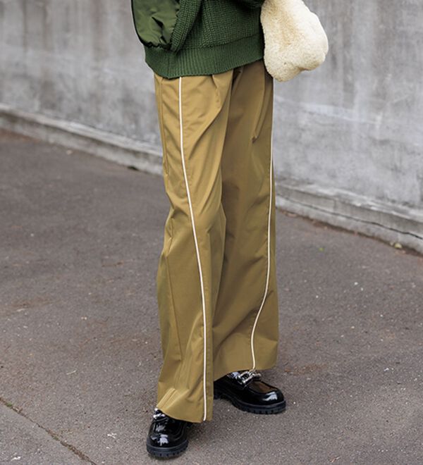 RANAN（ラナン）の「サイドラインチノ（ワイドパンツ・ガウチョ）」｜キャメル