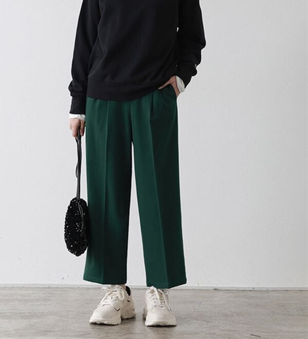 Pierrot（ピエロ）の「裏微起毛タックパンツ（フルレングスパンツ）」｜ダークグリーン