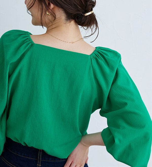 Pierrot（ピエロ）の「スクエアネックボリュームブラウス（ブラウス）」｜詳細画像