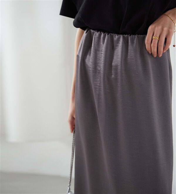 RANAN（ラナン）の「シャイニーサテンナロースカート（ロングスカート）」｜詳細画像