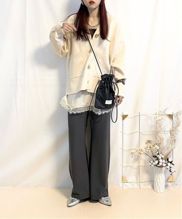 GeeRA（ジーラ）の「美脚見えカーブフレアパンツ（フルレングスパンツ）」｜詳細画像