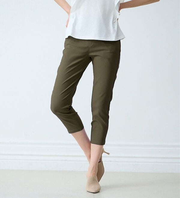 RANAN（ラナン）の「【4つの機能付】美脚クロップドパンツ（クロップドパンツ）」｜モカ