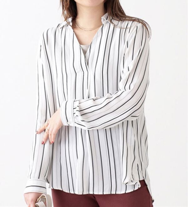 BELLUNA（ベルーナ）の「ジョーゼットスキッパーシャツチュニック（シャツ）」｜オフ白ストライプ