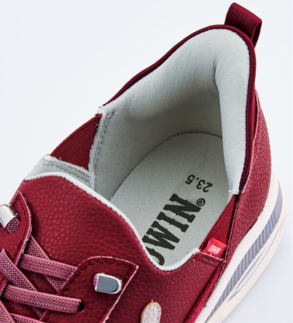 BELLUNA（ベルーナ）の「＜ＥＤＷＩＮ＞さっと履ける！牛床革エアソールスニーカー（スリッポン）」｜詳細画像