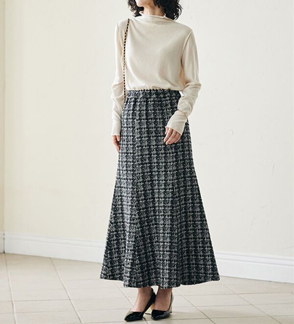 RANAN（ラナン）の「前後２ＷＡＹ！メロウ使いニットソーフリルプルオーバー（カットソー）」｜詳細画像