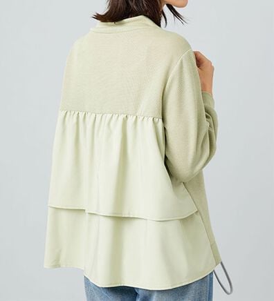 BELLUNA（ベルーナ）の「ラメ調バックフレアー切替プルオーバー（カットソー）」