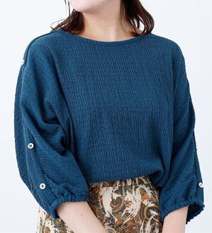 BELLUNA（ベルーナ）の「楊柳素材肩ボタンプルオーバー（カットソー）」｜グリーン