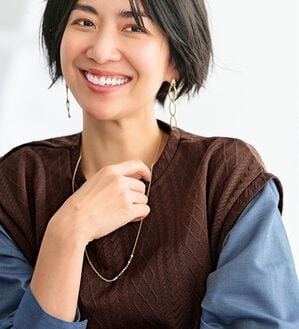 BELLUNA（ベルーナ）の「重ね着風ケーブル&times;デニム切替チュニック（チュニック）」｜ブラウン系