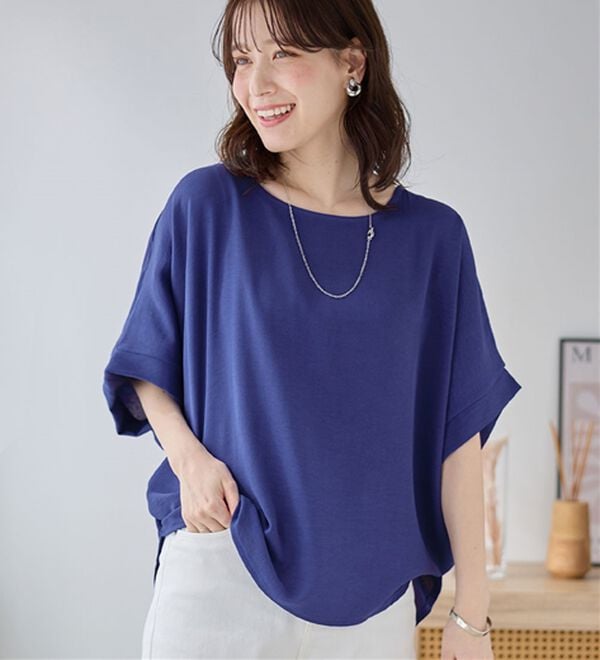 Viola e Viola（ヴィオラ エ ヴィオラ）の「華奢見えドルマンスリーブブラウス（ブラウス）」｜ブルー