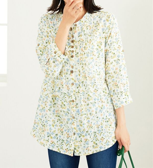 BELLUNA（ベルーナ）の「ダブルガーゼ素材多ボタンオーバーブラウス（ブラウス）」｜詳細画像