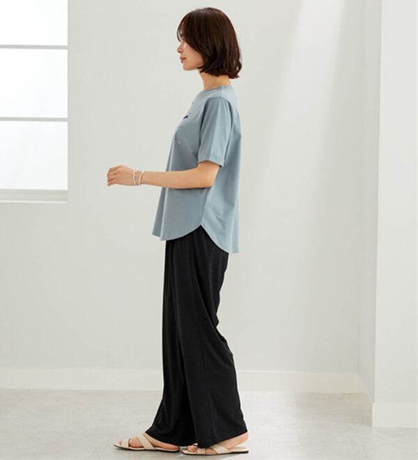 BELLUNA（ベルーナ）の「綿１００％着映えネコ柄プリントＴシャツ（Tシャツ）」｜詳細画像