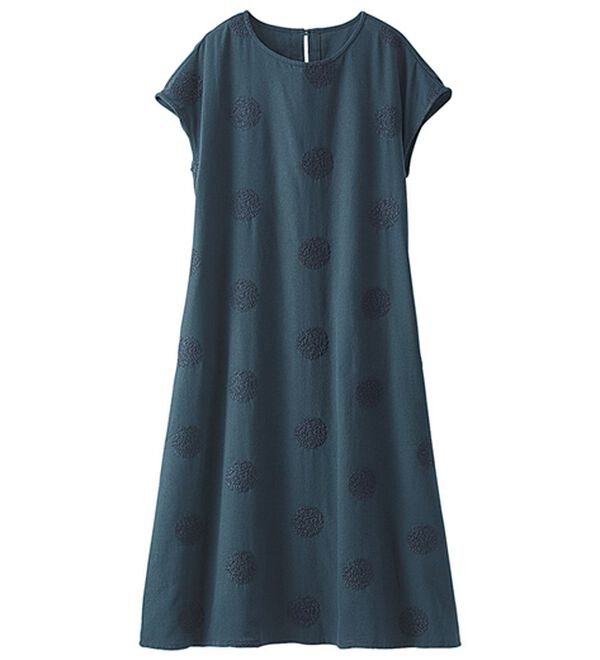 BELLUNA（ベルーナ）の「＜＆ｃｏｃｏｃｈｉ＞ドット刺しゅうゆったりワンピース（シャツワンピース）」｜詳細画像
