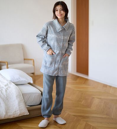 LAVIENNE（ラヴィエンヌ）の「ソフトでかるぽかフリースパジャマ（パジャマ・ルームウェア）」