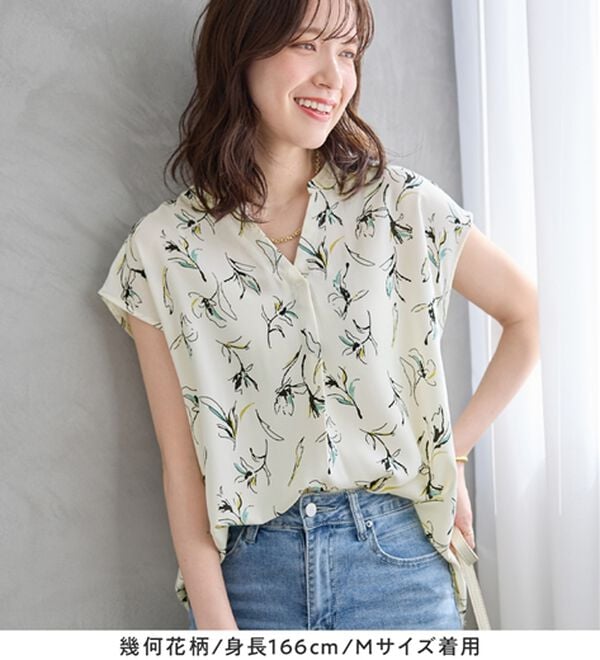 Viola e Viola（ヴィオラ エ ヴィオラ）の「さらさらＥＡＳＹスキッパーフレンチスリーブブラウス（ブラウス）」｜詳細画像