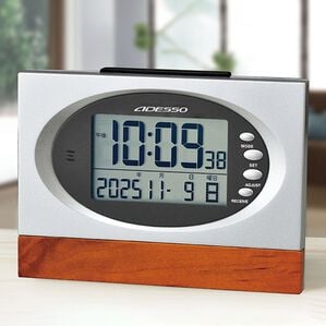 「アデッソ　ウッド電波クロック（時計）」｜1