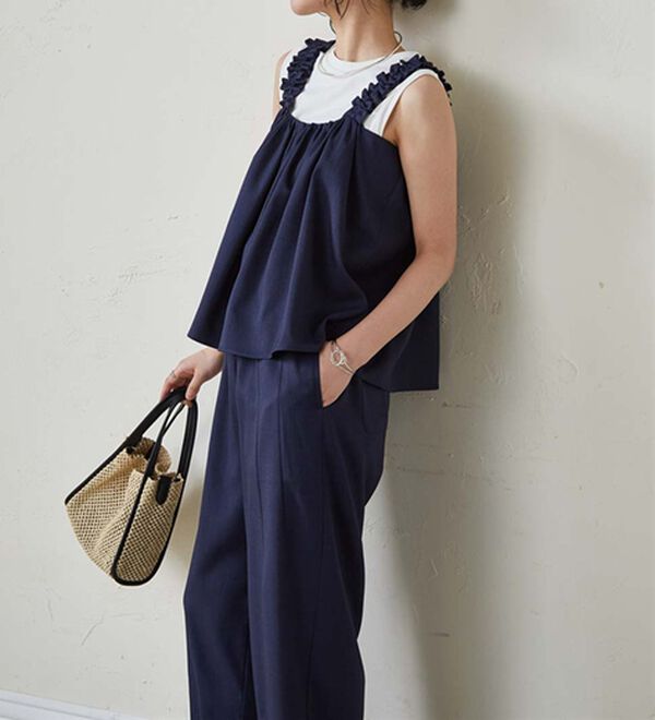 RANAN（ラナン）の「フリルデザインキャミセットアップ（ワイドパンツ・ガウチョ）」｜詳細画像