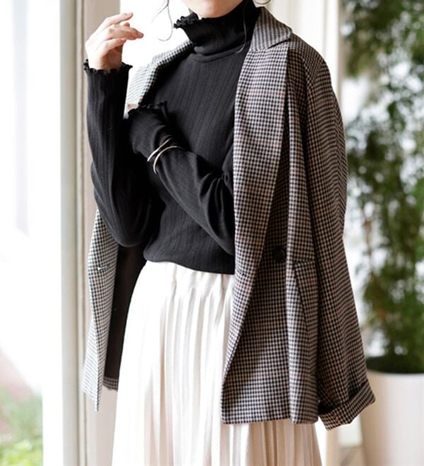 LAVIENNE（ラヴィエンヌ）の「着回し力抜群！綿１００％着映えリブインナー（肌着・インナーウェア）」｜詳細画像