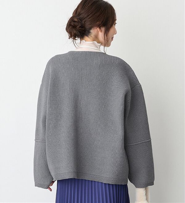 Viola e Viola（ヴィオラ エ ヴィオラ）の「ランタンスリーブジップニットコーディガン（ニットカーディガン）」｜詳細画像