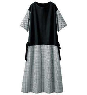 BELLUNA（ベルーナ）の「秒映え！異素材切替サイドリボン使いワンピース（ドッキングワンピース）」｜黒系