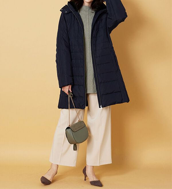 BELLUNA（ベルーナ）の「フレンチダウン使い細見えキルト切替ロングコート（ロングコート）」｜詳細画像