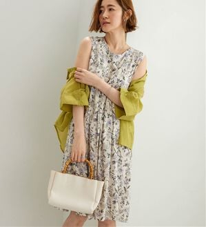 BELLUNA（ベルーナ）の「レーヨン素材ノースリーブワンピース（その他ワンピース）」｜アイボリー系花柄