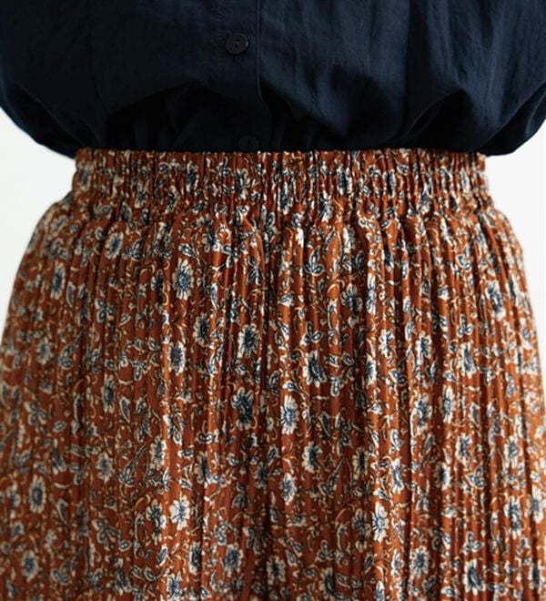 BELLUNA（ベルーナ）の「なめらか素材ゆったりプリーツパンツ（ワイドパンツ・ガウチョ）」｜詳細画像