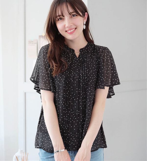alotta（アロッタ）の「【接触冷感】インナー付ピンタックデザインブラウス【イエベ・ブルべ】（ブラウス）」｜詳細画像