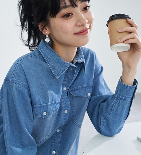 BELLUNA（ベルーナ）の「綿１００％ブラスト加工デニムシャツ（シャツ）」｜詳細画像