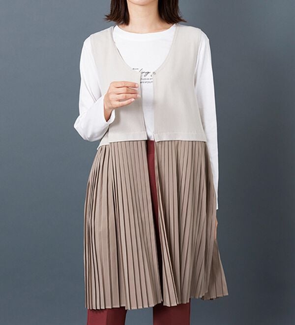 BELLUNA（ベルーナ）の「【Ｌａｇｒｉｌｕａ】異素材切替プリーツロングベスト（ジレ）」｜詳細画像