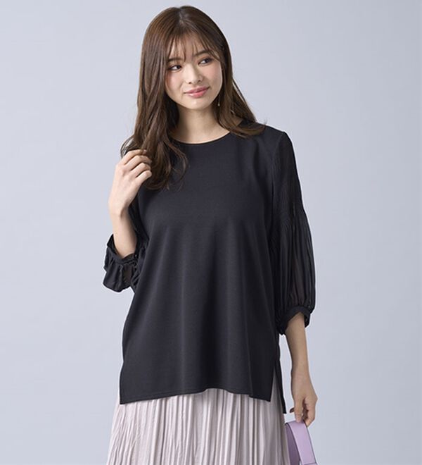 BELLUNA（ベルーナ）の「ヒンヤリ！プリーツ使いデザインプルオーバー（カットソー）」｜詳細画像