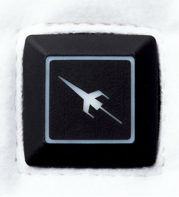 「【関根勤着用】＜トランスコンチネンツゴルフ＞ヒーター付きアクティブベスト（メンズベスト）」｜詳細画像