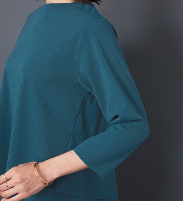 BELLUNA（ベルーナ）の「美人顔バックフレアーブラウス（ブラウス）」｜詳細画像