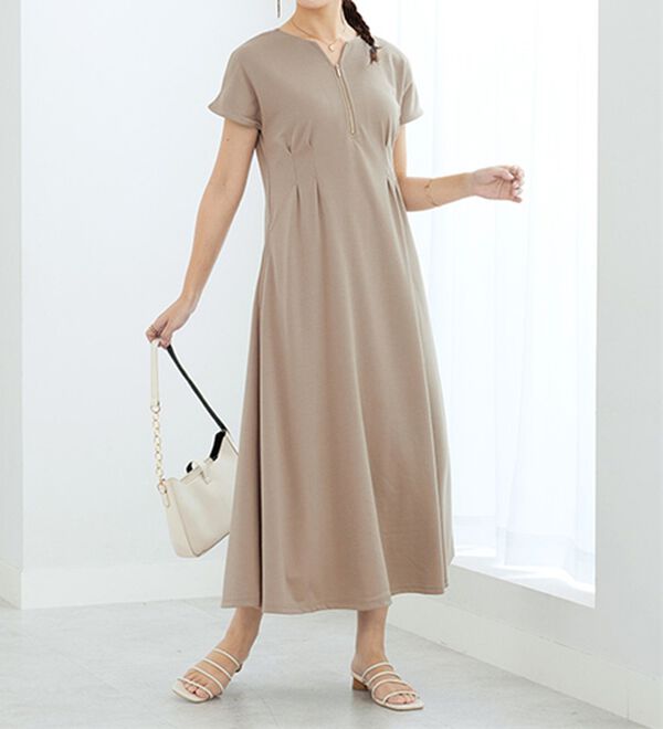 GeeRA（ジーラ）の「前後2WAYハーフジップフレンチ袖ワンピース（カットソーワンピース）」｜詳細画像