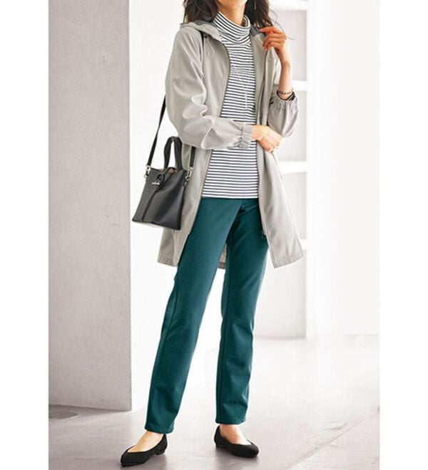 BELLUNA（ベルーナ）の「防風&times;ストレッチ素材ストレートパンツ（フルレングスパンツ）」｜詳細画像