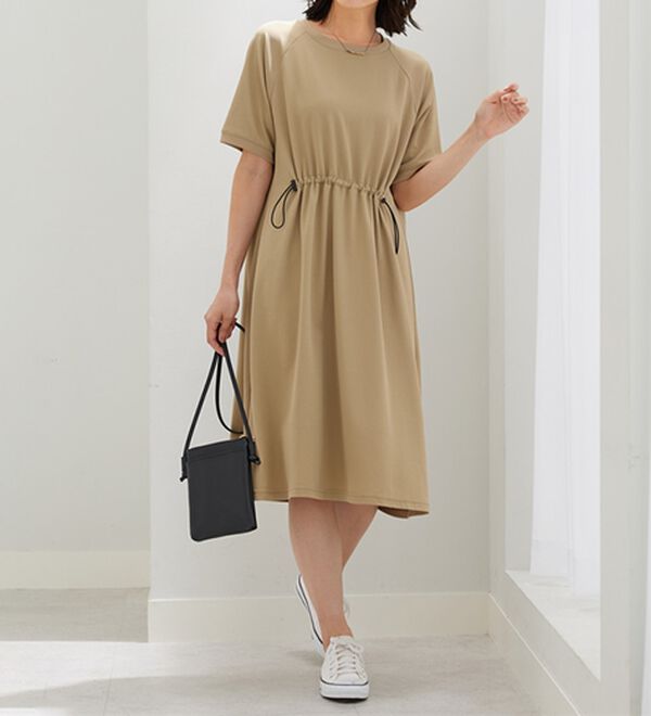 BELLUNA（ベルーナ）の「〈Ｓ／Ｆ〉メッシュ素材ゆったりワンピース（その他ワンピース）」｜ベージュ