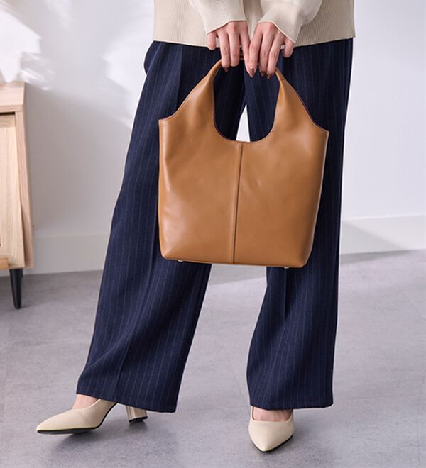 BELLUNA（ベルーナ）の「イタリアンレザーバッグ（ハンドバッグ）」｜詳細画像