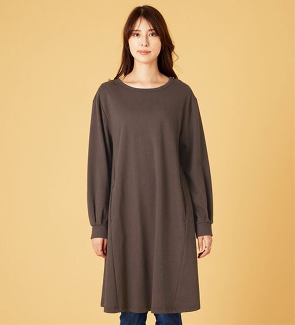 BELLUNA（ベルーナ）の「【吸湿発熱】ポンチ素材チュニックワンピース（チュニックワンピース）」｜詳細画像