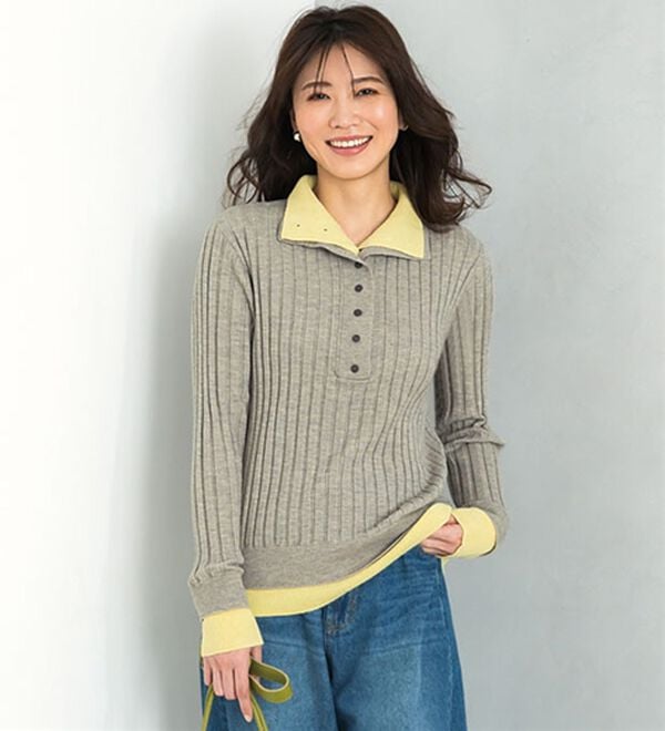 BELLUNA（ベルーナ）の「多ボタン使い配色ニットプルオーバー（ニット・セーター）」｜グレー