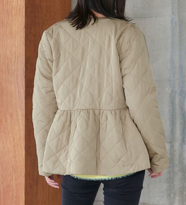 Pierrot（ピエロ）の「ノーカラーフレアキルティングブルゾン（ブルゾン）」｜詳細画像