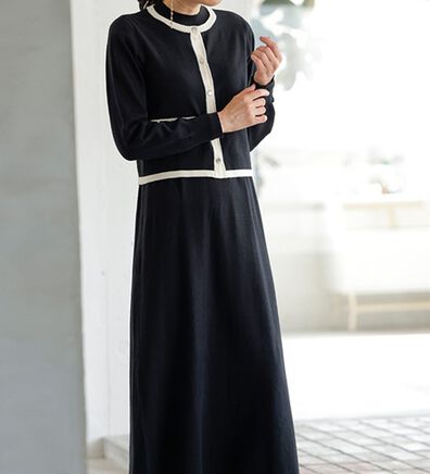 RANAN（ラナン）の「【2枚セット】配色カーディガンニットワンピースアンサンブル（アンサンブル）」