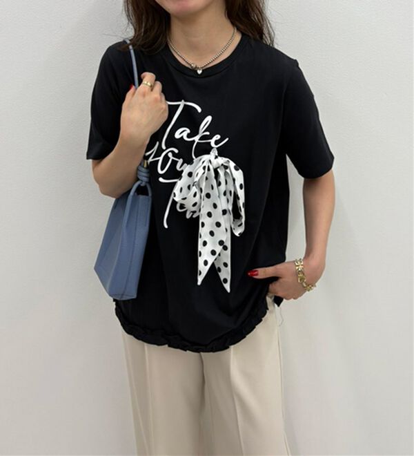 BELLUNA（ベルーナ）の「リボンモチーフ裾フリルプルオーバー（Tシャツ）」｜詳細画像