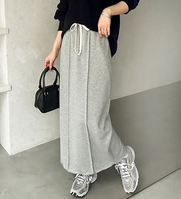 GeeRA（ジーラ）の「すっきり見え！フロントラインスウェットナロースカート（ロングスカート）」｜詳細画像