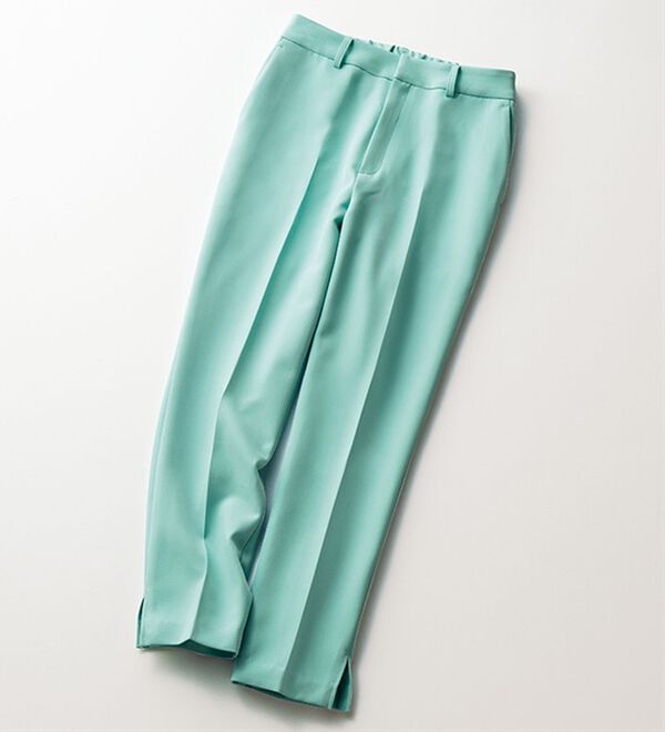 VINNO（ヴィノ）の「スリットクロップドテーパードパンツ（フルレングスパンツ）」｜詳細画像
